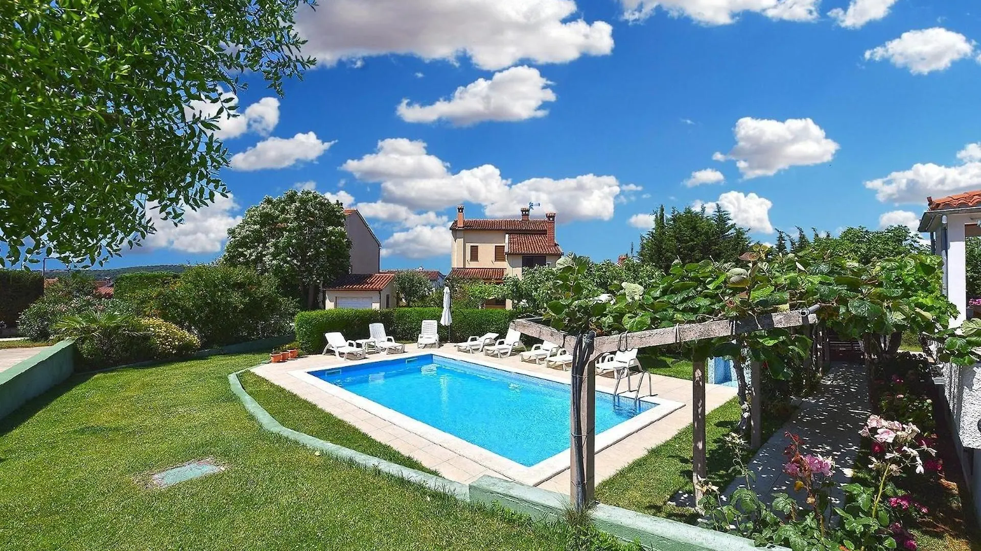 Ferienwohnung Fuer 4 Personen Ca 35 Qm In Medulin, Istrien Suedkueste Von Istrien Croatia